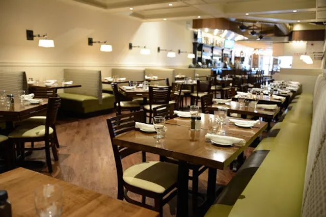 Iavarone Italian Kitchen + Pizzeria