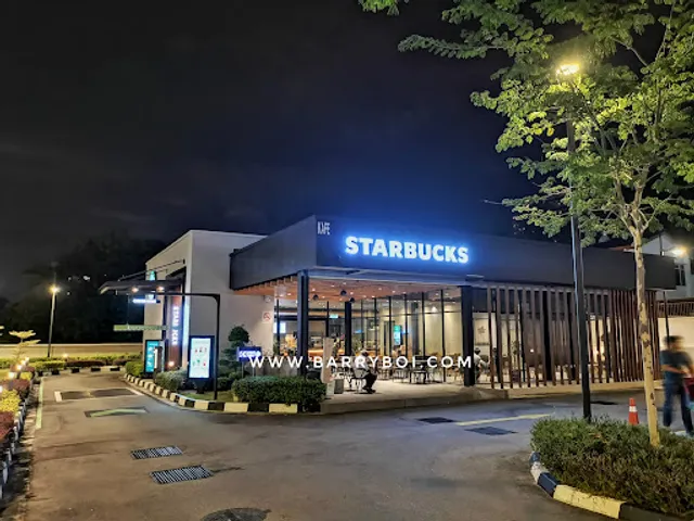 Starbucks Hillside Tg Bungah