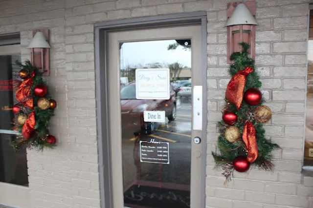 Perry & Sons Market & Grille