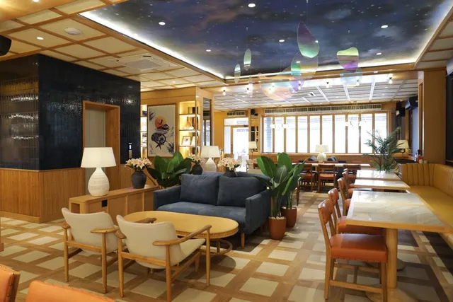 Le Bay Seaside Bistreau