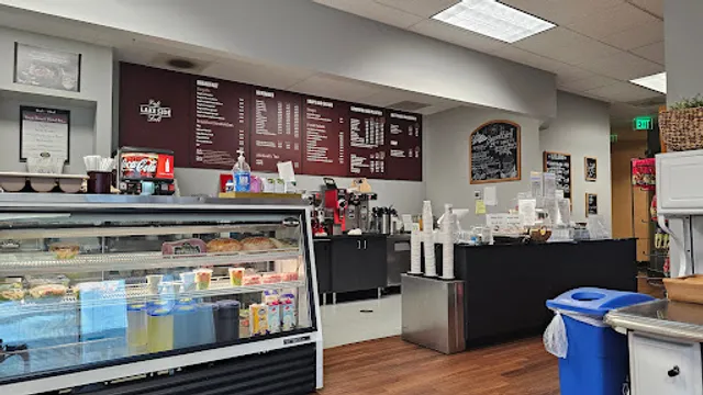 Lakeside Cafe & Deli