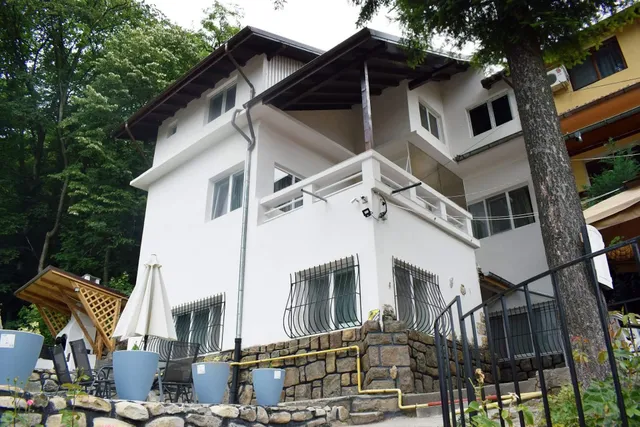 Pensiunea Casa Aurora