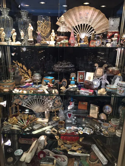 Le bûcher des vanités / Monsieur Hennart Johan