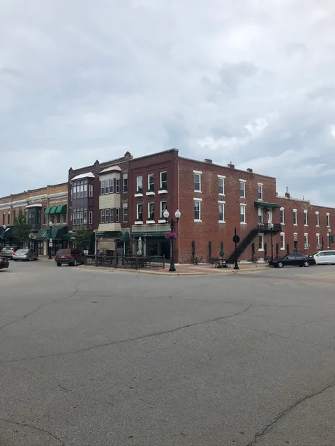 Dodici Night Suites [Hotel]