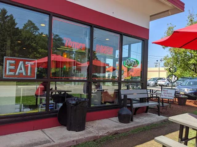 Totin's Diner