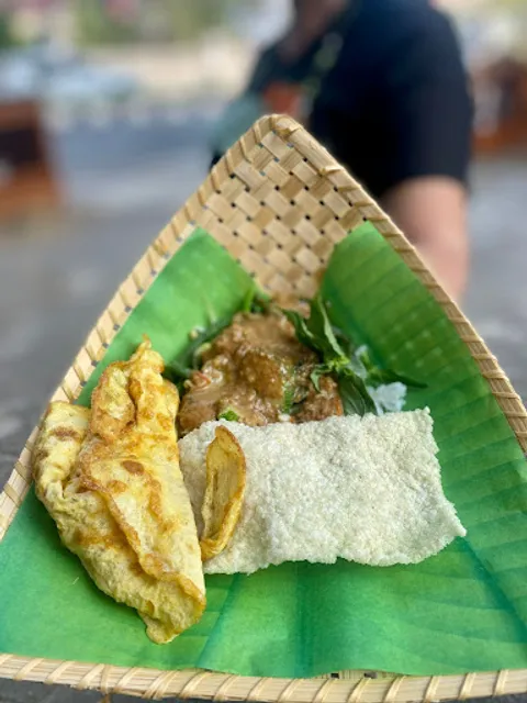 Six to Six Toast & Drinks