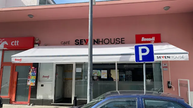 Café Seven House