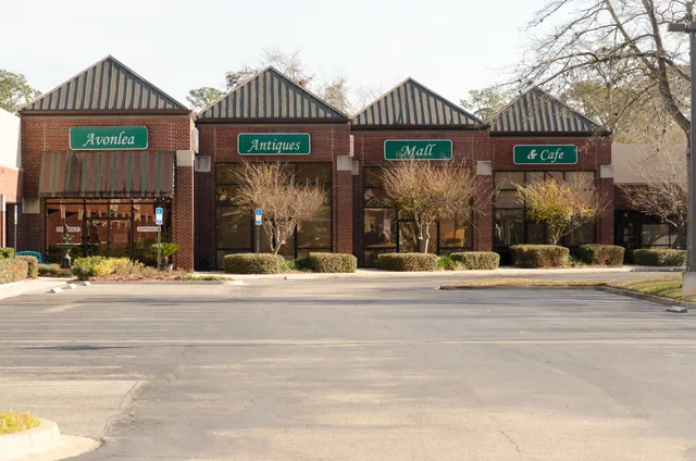 Avonlea Antiques & Interiors