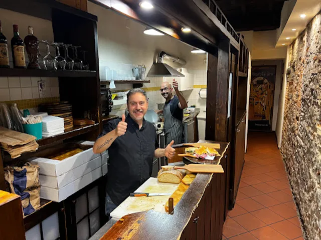 I' Ritrovino De' Servi