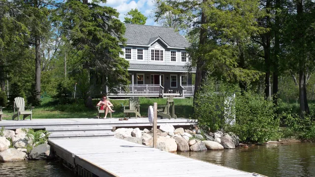 Marcus Beach Cottages