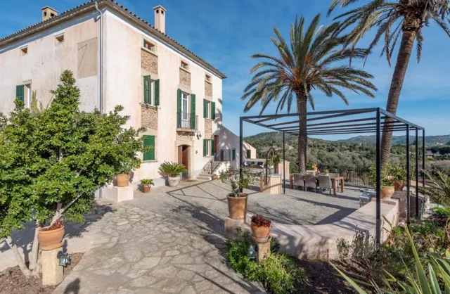 Barkala Mula - Son Caminals