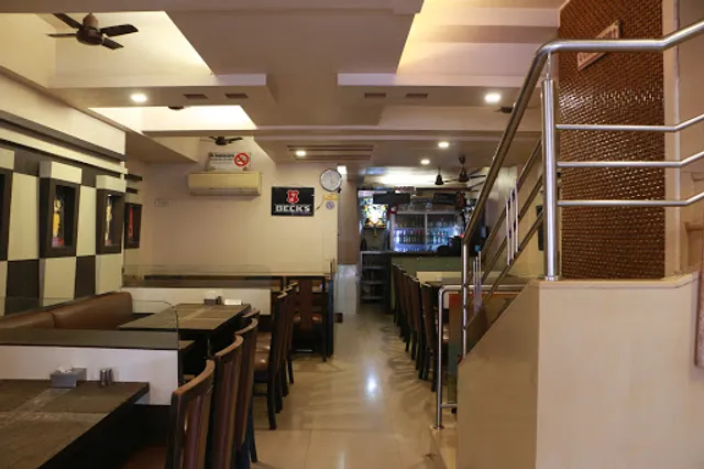 GANESH PALACE (Restaurant And Bar)
