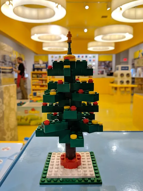 The LEGO® Store Woodlands