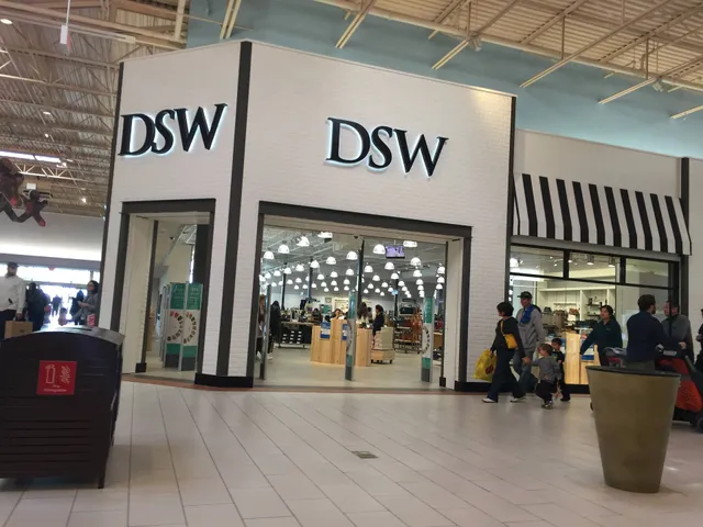 DSW Designer Shoe Warehouse