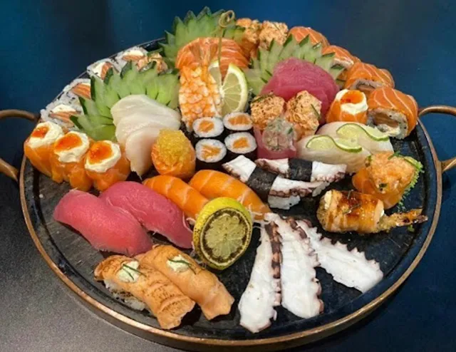 Restaurante Ton Katsu Sushi Bar