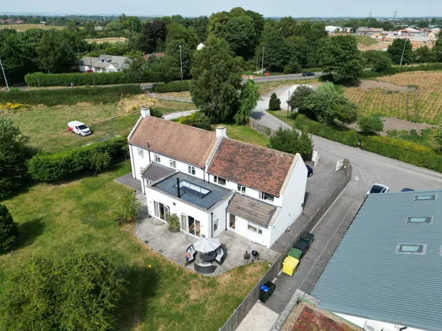 The Farm House Apartment