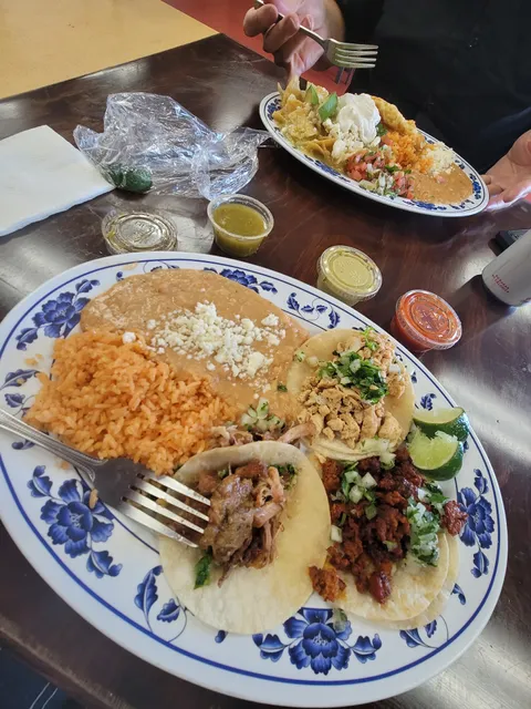 Efren's Catering & Restaurant