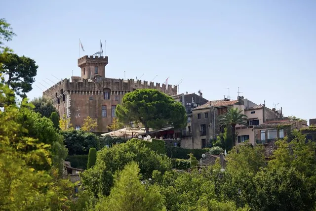 Haut de Cagnes place De Gaulle