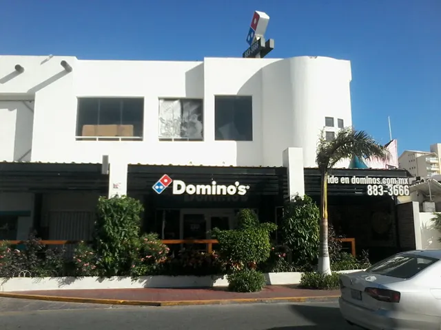 Domino's Cancún Plaza Dady´O