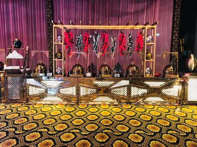 Richi Rich Restaurant