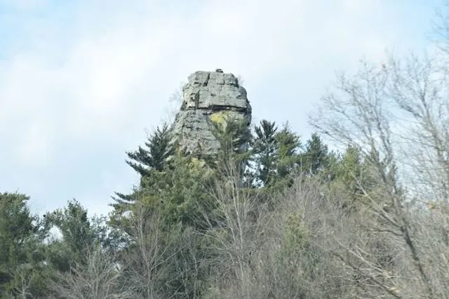 Mill Bluff State Park