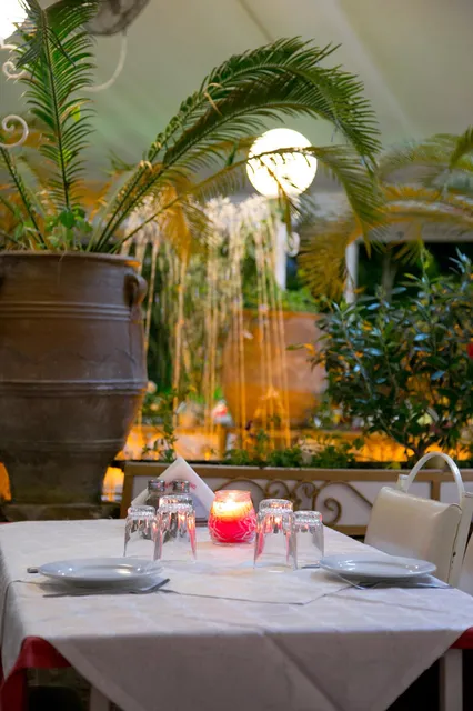 Ταβέρνα Ο Τάσος από το 1967 (Αιγίνης 9, Αιγάλεω)