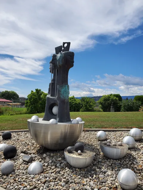 Geert Maas Sculpture Gardens and Gallery