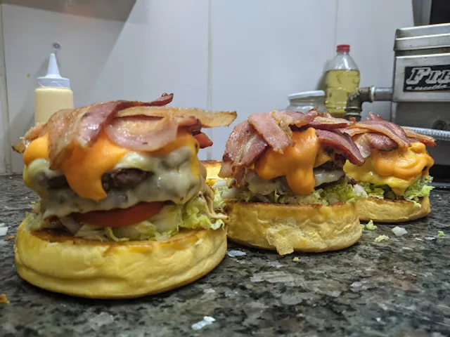 X-bom burger