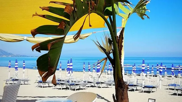 Lido Sunset & Al Delfino