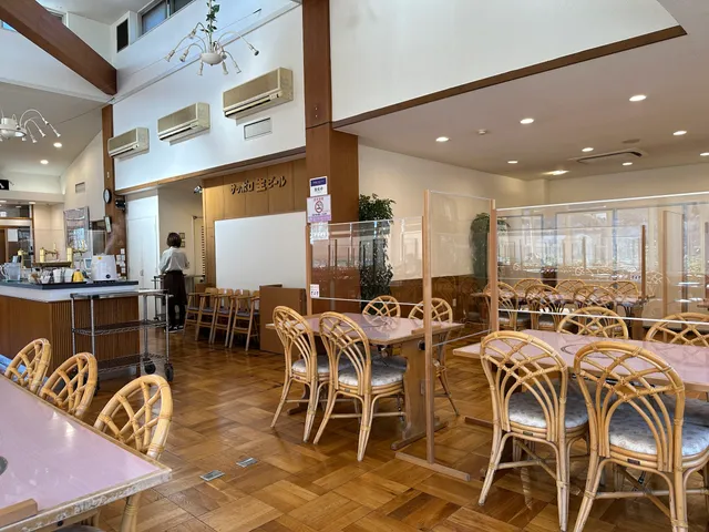 Restaurant Wisteria