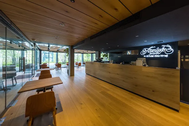 ファウンテン アクリエひめじ