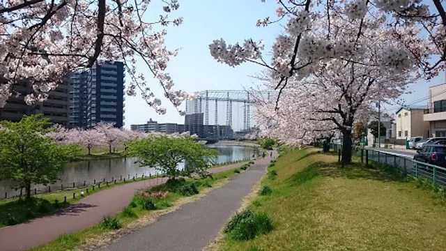 Kyunaka River Waterside Park