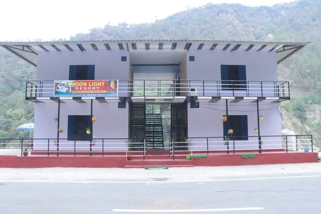 Moonlight Resort
