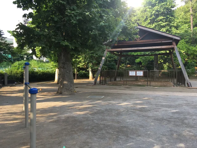 Hikawanomori Park