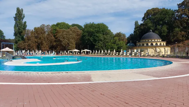 Отворени базени Терме Лакташи / Otvoreni bazeni Terme Laktasi