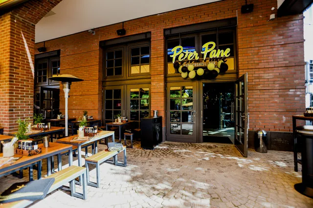 PETER PANE Burgergrill & Bar