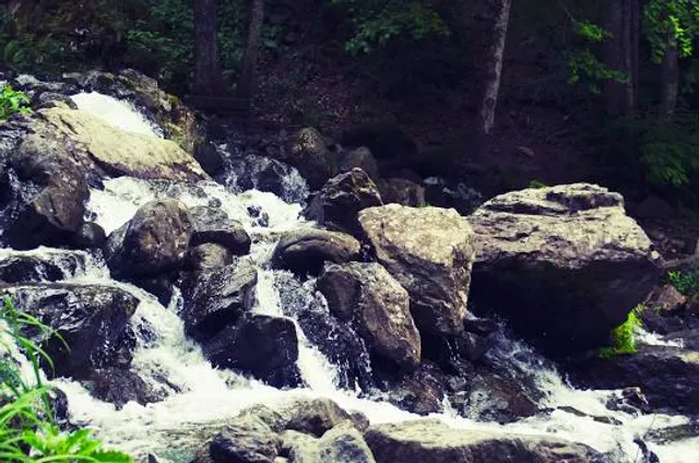Sadu chiru waterfalls