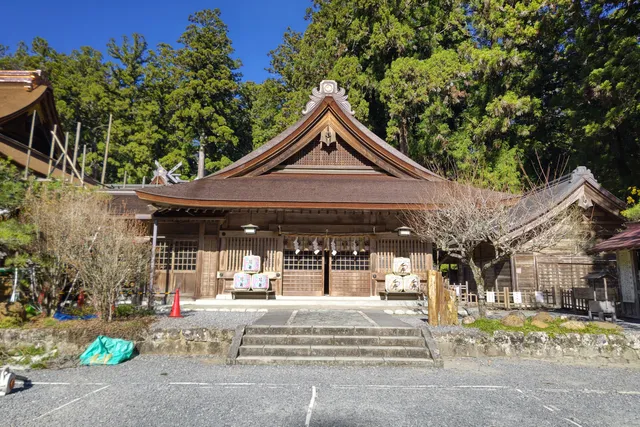 Okuni Jinja