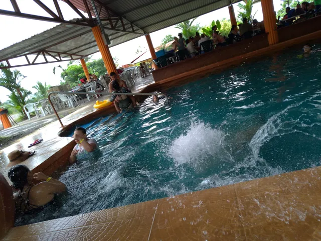 La Cascada Hot Springs