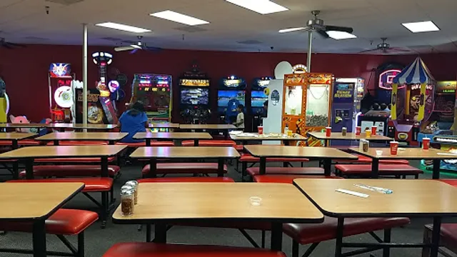 Peter Piper Pizza
