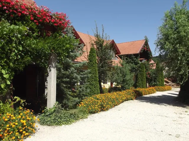 Bakonyi Kemencésház