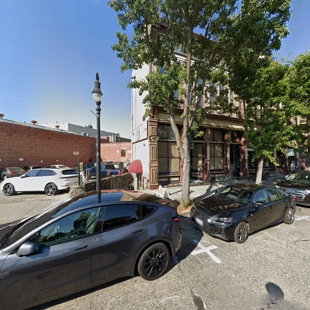 Acorn Shop, Downtown Petaluma