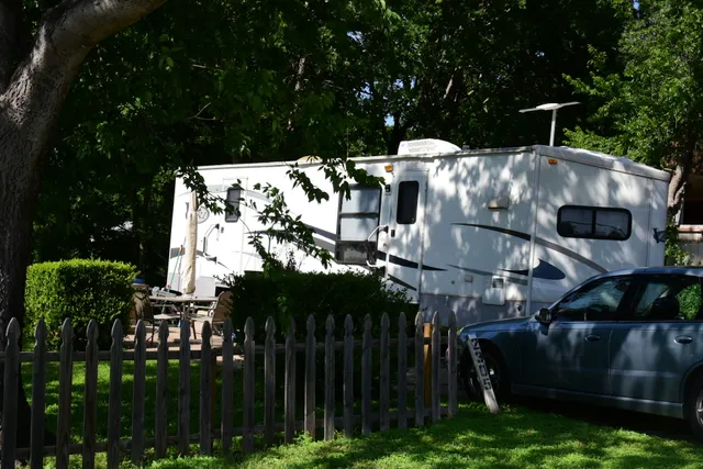 Cedar Ridge Mobile Home & RV Park