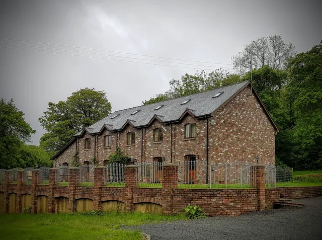 Duffryn Farm Cottages