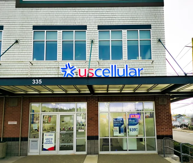 Authorized Retailer UScellular & T-Mobile