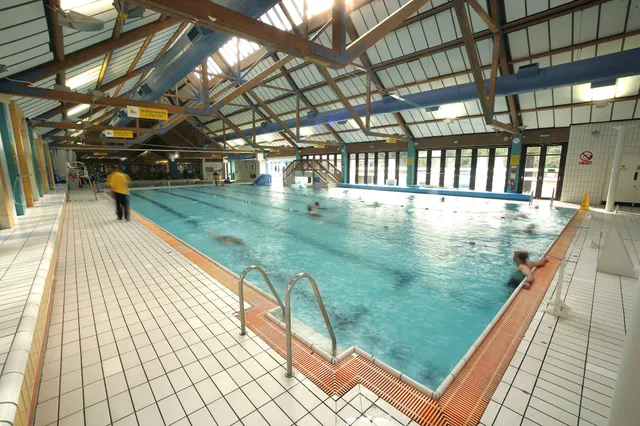 Tonbridge Swimming Pool