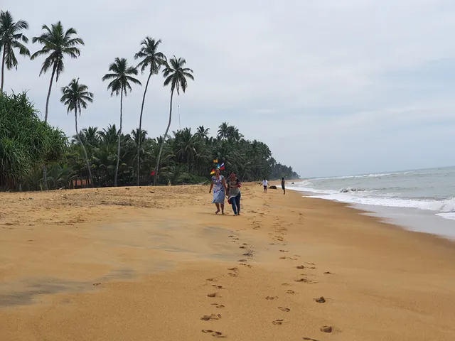 Wadduwa Beach
