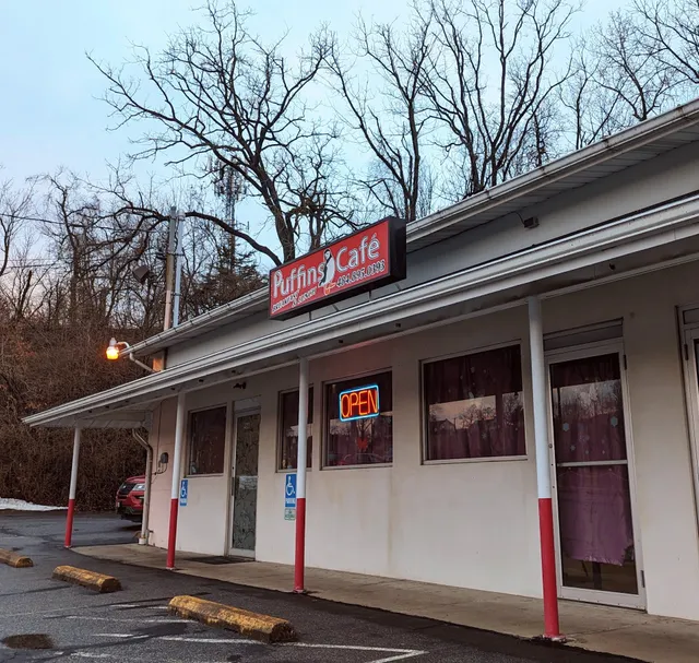 Puffins Café