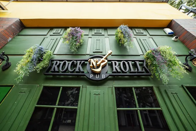 ROCK 'N' ROLL PUB Šiauliai
