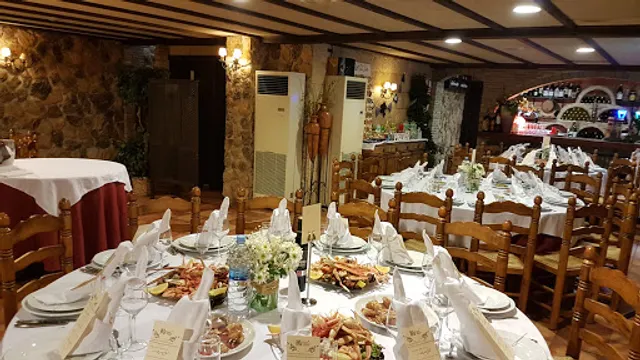 Nelson - Restaurante Cafetería